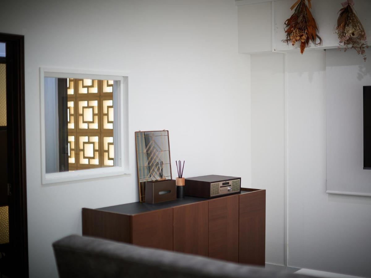 Guest House II Rokumarukan Naha Bagian luar foto